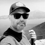 Portrait of man with sunglasses